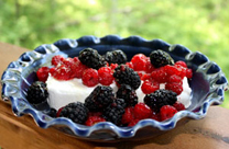 goat cheese with berries and honey